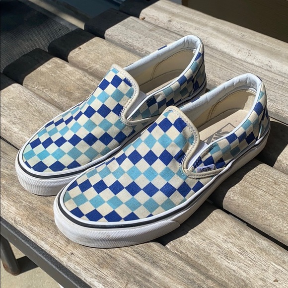 dark blue checkered vans